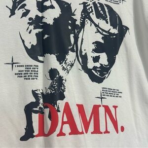 Kendrick Lamar DAMN. Graphic Tee size
M
(RUNS SMALL)